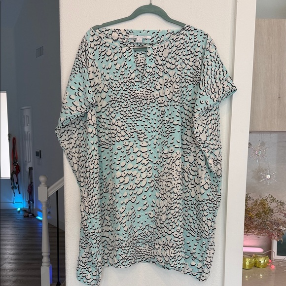 Diane Von Furstenberg Blue and Cream Patterned Tunic - Picture 1 of 5